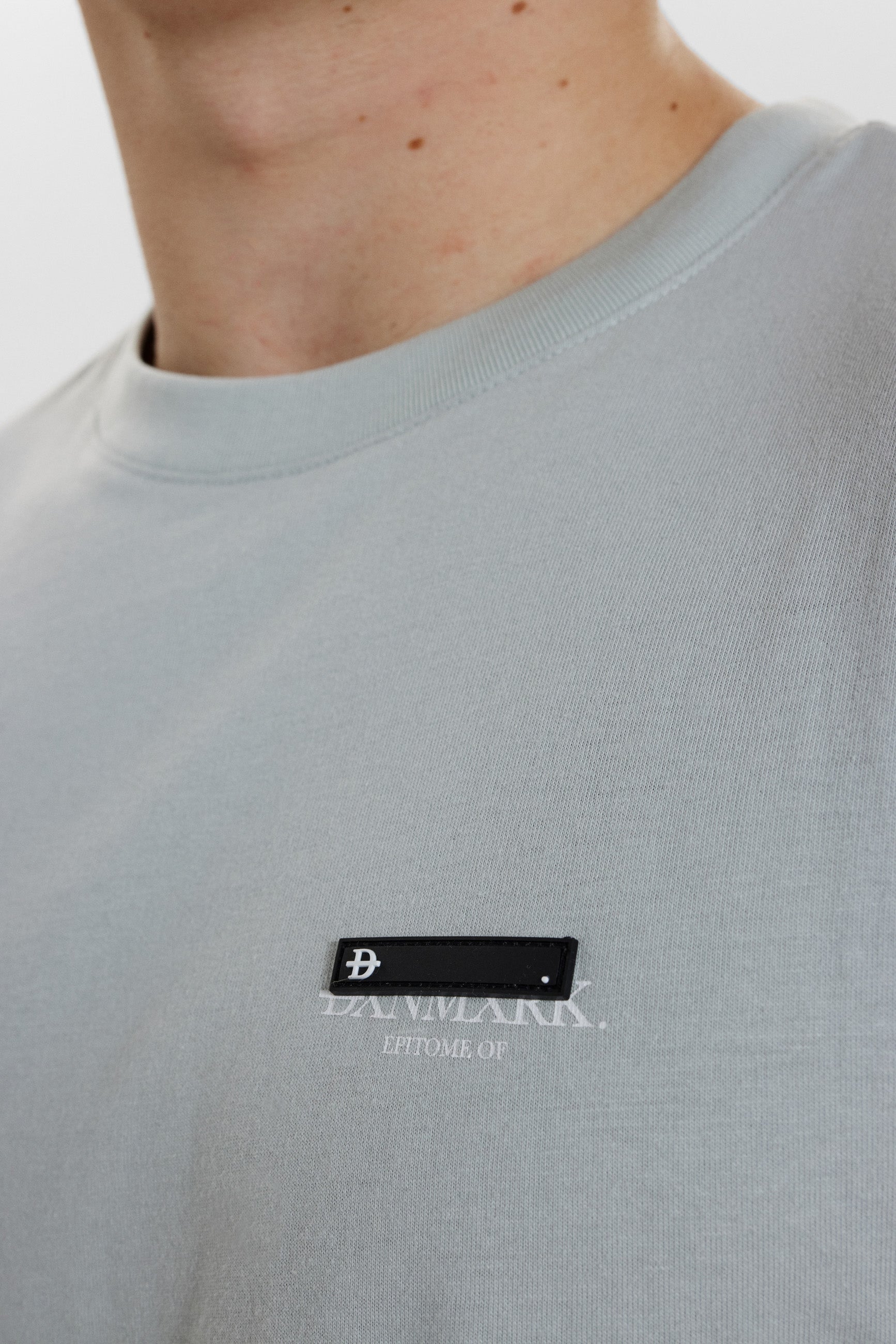 DXNMXRK. DX-Albert Outlet Mirage Grey