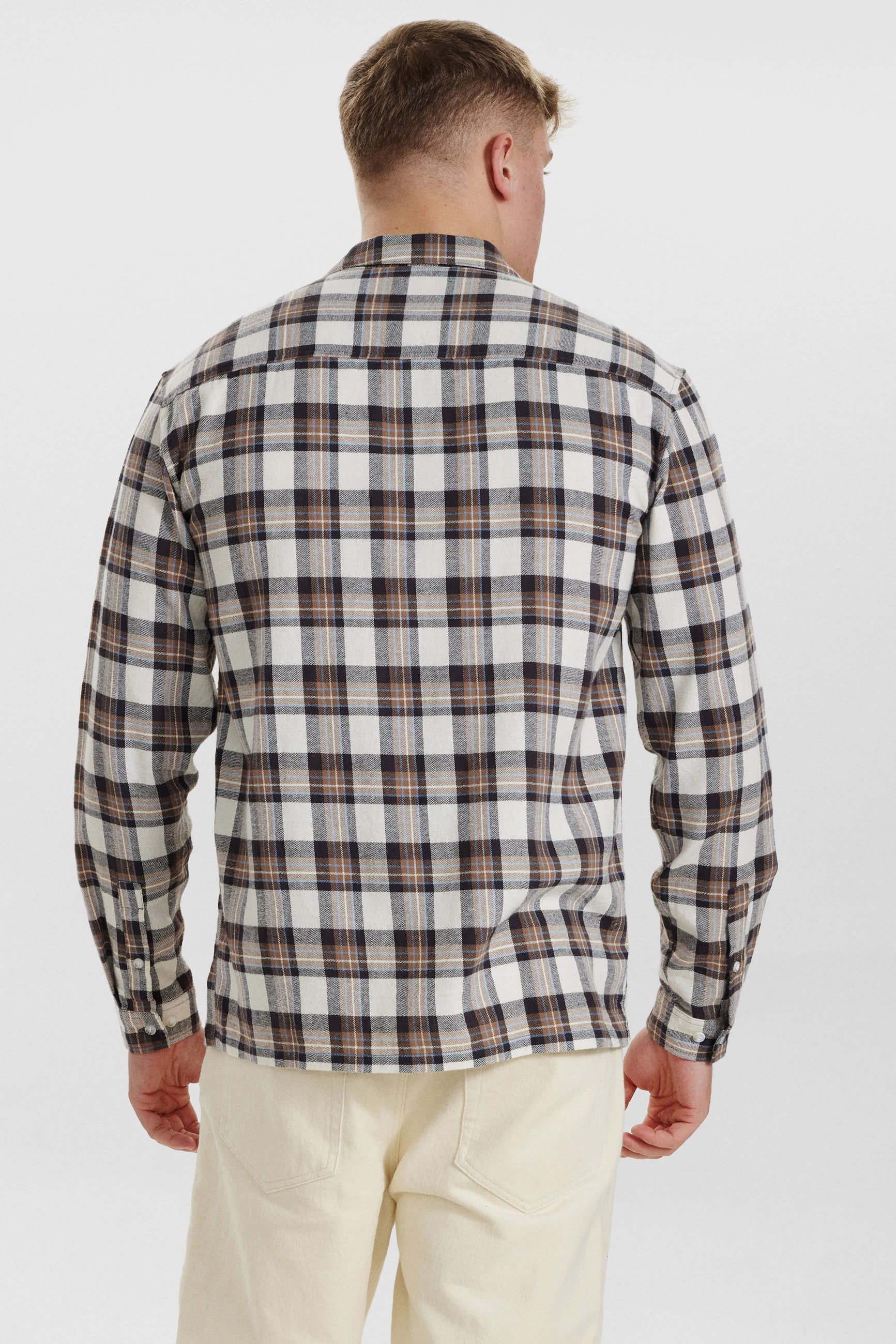 DXNMXRK. DX-Ebot Outlet biscut