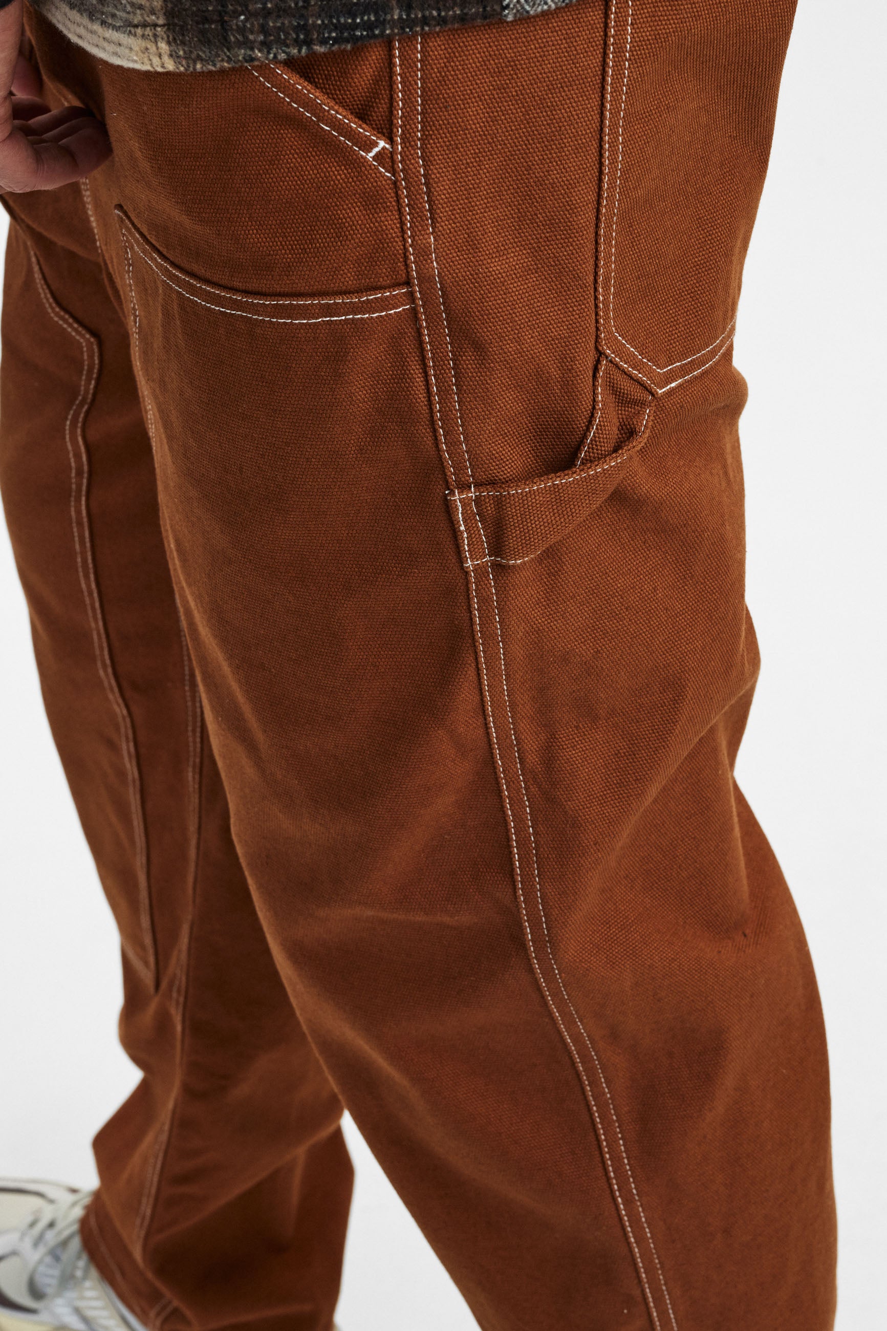 DXNMXRK. DXEastom Outlet Dark Brown