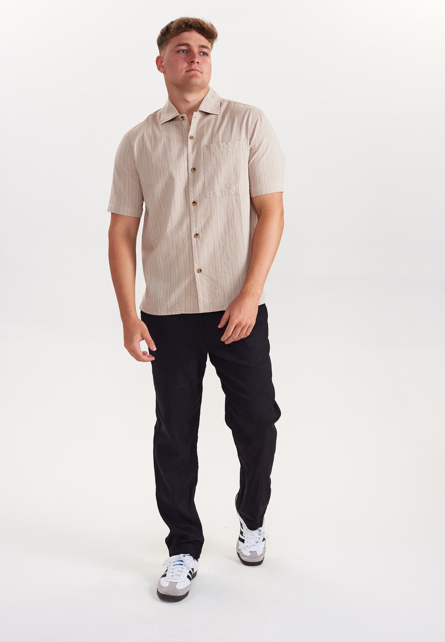 DXNMXRK. DXfady Outlet Sand